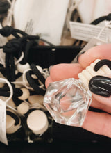 Load image into Gallery viewer, auto smaržas tom ford aromāti