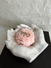 Load image into Gallery viewer, ekskluzīvas dāvanas, dāvanas sievietēm, dāvanas meitenēm, dāvanas kāzās, dzimšanas dienas dāvanas, dāvanas mammai, dāvanas izlaidumā, ziemassvētku dāvanas, personalizētas dāvanas, orģinālas dāvanas, dāvana vārda dienā, dāvanu komplekts sievietei, dāvana mammai ziemassvētkos, dāvana sievietei ziemassvētkos, dāvana skolotājai, dāvana vecmāmiņai