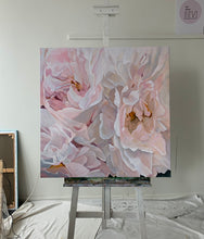 Load image into Gallery viewer, Eļļas glezna uz koka rāmja peonijas 100x100cm māklsiniece Ilze Ērgle-Vanaga