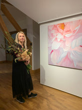 Load image into Gallery viewer, Lielformāta eļļas glezna Peonija 120x150cm, māksliniece Ilze Ērgle-Vanaga