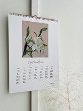 Load image into Gallery viewer, Skaists sienas kalendārs 2025 māksliniece Ilze Ērgle-Vanaga - Lilijas