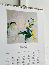 Load image into Gallery viewer, Skaists sienas kalendārs 2025 māksliniece Ilze Ērgle-Vanaga - Peonijas