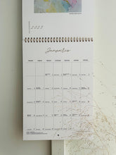 Load image into Gallery viewer, Sienas kalendārs 2025, Kalendārs, sienas kalendārs, kalendārs 2025, kalendāri, interjera dekori, sienas kalendārs ar ziediem, sienas kalendārs 2025, kalendārs 2025 gadam, mēness kalendārs 2025, kalendārs 2025 vārda dienas, sienas kalendāri, kalendārs ar vārda dienām, kalendārs ar svētku dienām, kalendārs ar peonijām, skaists kalendārs