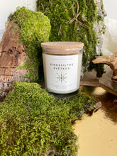 Load image into Gallery viewer, Ziemassvētku dāvana, sojas vaska sveces, sveces īpašiem dzīves mirkļiem, aromātiskās sveces, dabīgās sveces, dabīgās vaska sveces, Sveces ražotas latvijā, sveces roku darbs, aromatizētas sveces, sveces dāvanai, sveces davana, sveces dzimšanas dienai, sveces ziemassvētkiem, svece ar egļu smažu, I.ĒV, ziemassvētku dāvanas, mazas ziemassvētku dāvanas, dāvanas ziemassvētkos, sirsnīgas dāvanas ziemassvētkos, praktiskas dāvanas ziemassvētkos, dāvanu komplekti sievietei