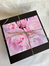 Load image into Gallery viewer, ekskluzīvas dāvanas, dāvanas sievietēm, dāvanas meitenēm, dāvanas kāzās, dzimšanas dienas dāvanas, dāvanas mammai, dāvanas izlaidumā, ziemassvētku dāvanas, personalizētas dāvanas, orģinālas dāvanas, dāvana vārda dienā, dāvanu komplekts sievietei, dāvana mammai ziemassvētkos, dāvana sievietei ziemassvētkos, dāvana skolotājai, dāvana vecmāmiņai