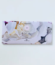 Load image into Gallery viewer, Naudas dāvanu aploksnes ar peonijām - māksliniece Ilze Ērgle-Vanaga