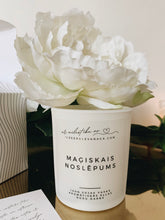 Load image into Gallery viewer, Aromātiskās sojas sveces, Roku darbs