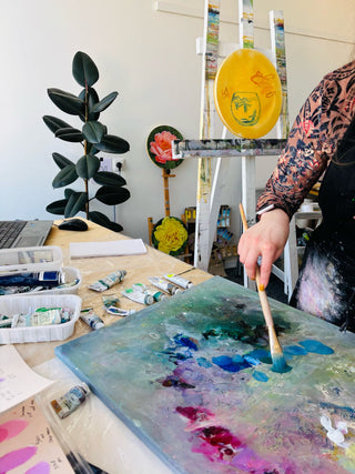 ATĻĀVOS PAMĒĢINĀT GLEZNOT… UN IEMĪLĒJOS PROCESĀ!