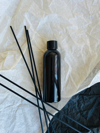 Mājas aromātu smaržu uzpildes flakoni