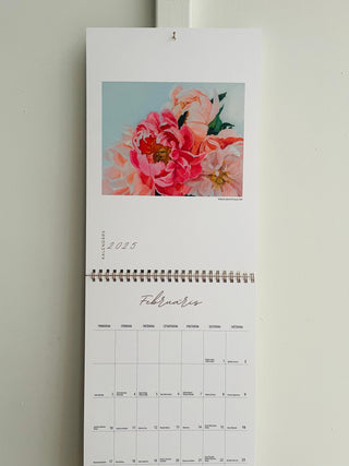 Sienas kalendārs 2025, Kalendārs, sienas kalendārs, kalendārs 2025, kalendāri, interjera dekori, sienas kalendārs ar ziediem, sienas kalendārs 2025, kalendārs 2025 gadam, mēness kalendārs 2025, kalendārs 2025 vārda dienas, sienas kalendāri, kalendārs ar vārda dienām, kalendārs ar svētku dienām, kalendārs ar peonijām, skaists kalendārs