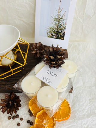 Dāvana ar novēlējumu, Dāvanas sievietēm, dāvanas meitenēm, dzimšanas dienas dāvana, dāvanas mammai, dāvana vārda dienā, dāvanu komplekts sievietei, biznesa dāvanas. Sveces roku darbs, mājas aromāti ar kociņiem, sojas vaska sveces, latvijā ražotas sveces, sveces dāvanai, aromātiskās sveces, eko sveces, skaistas sveces, Ilze Ērgle Vanaga, roku darbs, I.EV