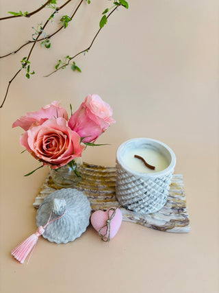 dāvana mammai māmiņdienā, Ekskluzīvas dāvanas, Dāvanas sievietēm, dzimšanas dienas dāvana, dāvanas mammai, dāvana vārda dienā, dāvanu komplekts sievietei. Sveces roku darbs, sojas vaska sveces, latvijā ražotas sveces, sveces dāvanai, aromātiskās sveces, eko sveces, skaistas sveces, Ilze Ērgle Vanaga, roku darbs, I.EV, piegāde visā Latvijā