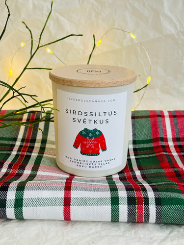 dāvanas ziemassvētkos, dāvanas ziemassvētkos kolēģiem, Ziemassvētku dāvana, sojas vaska sveces, aromātiskās sveces, dabīgās sveces, dabīgās vaska sveces, Sveces ražotas latvijā, sveces roku darbs, aromatizētas sveces, sveces dāvanai, svece ar egļu smažu, I.ĒV, ziemassvētku dāvanas, mazas ziemassvētku dāvanas, dāvanas ziemassvētkos, sirsnīgas dāvanas ziemassvētkos, praktiskas dāvanas ziemassvētkos, dāvanas kolēģiem, dāvanas klientiem, dāvana vecākiem ziemassvētkos, dāvana draudzenei ziemassvētkos