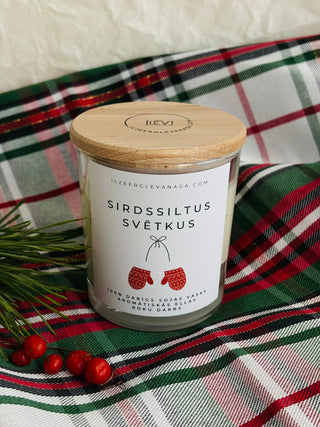 dāvanas ziemassvētkos, dāvanas ziemassvētkos kolēģiem, Ziemassvētku dāvana, sojas vaska sveces, aromātiskās sveces, dabīgās sveces, dabīgās vaska sveces, Sveces ražotas latvijā, sveces roku darbs, aromatizētas sveces, sveces dāvanai, svece ar egļu smažu, I.ĒV, ziemassvētku dāvanas, mazas ziemassvētku dāvanas, dāvanas ziemassvētkos, sirsnīgas dāvanas ziemassvētkos, praktiskas dāvanas ziemassvētkos, dāvanas kolēģiem, dāvanas klientiem, dāvana vecākiem ziemassvētkos, dāvana draudzenei ziemassvētkos