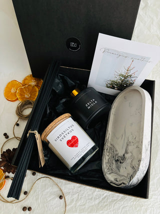 DĀVANU KOMPLEKTS SIEVIETĒM ZIEMASSVĒTKOS