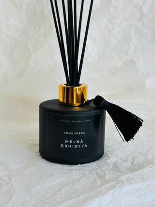 Mājas smaržas, mājas aromāti, interjera aromāti, mājas smaržas ar kociņiem, telpu aromatizētāji, mājas aromatizētāji, mājas parfimērija, dāvanu komplekts sievietei, toms fords Melnā orhideja, Ilze Ērgle - Vanaga, dāvanu komplekti, ekskluzīvas dāvanas, I.ĒV, biznesa dāvanas, dāvana sievietei