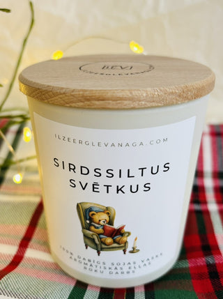 dāvanas ziemassvētkos, dāvanas ziemassvētkos kolēģiem, Ziemassvētku dāvana, sojas vaska sveces, aromātiskās sveces, dabīgās sveces, dabīgās vaska sveces, Sveces ražotas latvijā, sveces roku darbs, aromatizētas sveces, sveces dāvanai, svece ar egļu smažu, I.ĒV, ziemassvētku dāvanas, mazas ziemassvētku dāvanas, dāvanas ziemassvētkos, sirsnīgas dāvanas ziemassvētkos, praktiskas dāvanas ziemassvētkos, dāvanas kolēģiem, dāvanas klientiem, dāvana vecākiem ziemassvētkos, dāvana draudzenei ziemassvētkos