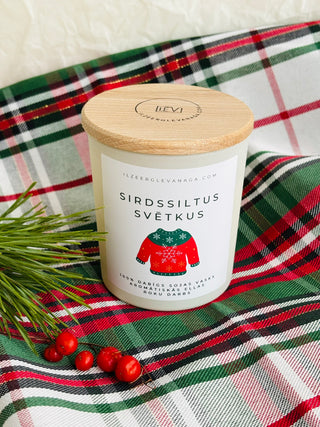 dāvanas ziemassvētkos, dāvanas ziemassvētkos kolēģiem, Ziemassvētku dāvana, sojas vaska sveces, aromātiskās sveces, dabīgās sveces, dabīgās vaska sveces, Sveces ražotas latvijā, sveces roku darbs, aromatizētas sveces, sveces dāvanai, svece ar egļu smažu, I.ĒV, ziemassvētku dāvanas, mazas ziemassvētku dāvanas, dāvanas ziemassvētkos, sirsnīgas dāvanas ziemassvētkos, praktiskas dāvanas ziemassvētkos, dāvanas kolēģiem, dāvanas klientiem, dāvana vecākiem ziemassvētkos, dāvana draudzenei ziemassvētkos