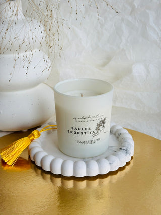 sojas vaska sveces, sveces īpašiem dzīves mirkļiem, aromātiskās sveces, dabīgās sveces, dabīgās vaska sveces, Sveces ražotas latvijā, sveces roku darbs, aromatizētas sveces, sveces dāvanai, sveces davana, sveces dzimšanas dienai, sveces ziemassvētkiem, dāvana klientiem, dāvanas kolēģiem, biznesa dāvanas, dāvanas darbiniekiem, personalizētas dāvanas, I.ĒV