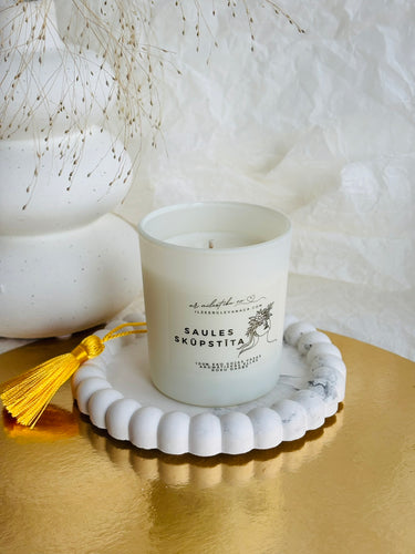 sojas vaska sveces, sveces īpašiem dzīves mirkļiem, aromātiskās sveces, dabīgās sveces, dabīgās vaska sveces, Sveces ražotas latvijā, sveces roku darbs, aromatizētas sveces, sveces dāvanai, sveces davana, sveces dzimšanas dienai, sveces ziemassvētkiem, dāvana klientiem, dāvanas kolēģiem, biznesa dāvanas, dāvanas darbiniekiem, personalizētas dāvanas, I.ĒV