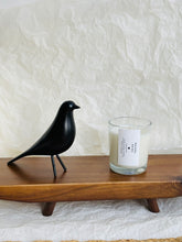 Load image into Gallery viewer, Svece ar tekstu, sveces ar uzrakstu, novēlējumu, citātu, aromātiskā svece, dāvana ar nozīmi, sirsnīga dāvana, dāvana, kas silda, personalizēta dāvana, dāvana draudzenei, kolēģei, māsai, mammai, meitai, mājīga dāvana, iedvesma, sirds dāvana, mīlestība, pateicība, maza dāvana, motivējoša
