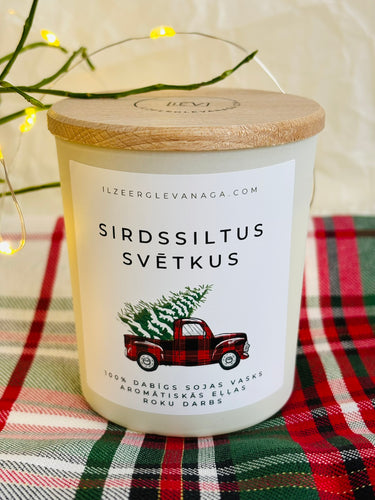 dāvanas ziemassvētkos, dāvanas ziemassvētkos kolēģiem, Ziemassvētku dāvana, sojas vaska sveces, aromātiskās sveces, dabīgās sveces, dabīgās vaska sveces, Sveces ražotas latvijā, sveces roku darbs, aromatizētas sveces, sveces dāvanai, svece ar egļu smažu, I.ĒV, ziemassvētku dāvanas, mazas ziemassvētku dāvanas, dāvanas ziemassvētkos, sirsnīgas dāvanas ziemassvētkos, praktiskas dāvanas ziemassvētkos, dāvanas kolēģiem, dāvanas klientiem, dāvana vecākiem ziemassvētkos, dāvana draudzenei ziemassvētkos