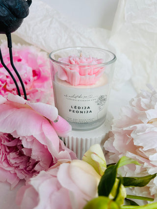 dabīgās vaska sveces, Dzimšanas dienas dāvana sievietei, Dāvanas sievietēm, biznesa dāvanas, Ekskluzīvas dāvanas sievietēm, kolēģēm vārdā dienā, dzimšanas dienā, aromātiskā sojas vaska svece "Peonijas apskāviens" Ilze Ērgle-Vanaga, I.ĒV