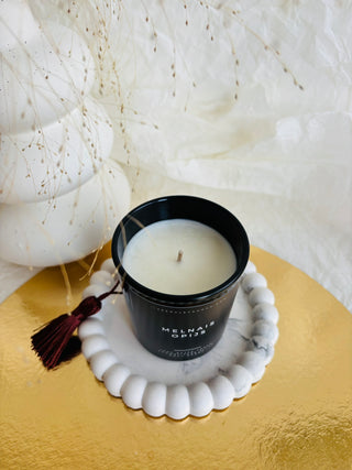 AROMĀTISKĀ SVECE PAVEDINOŠI JUTEKLISKS | MELNAIS OPIJS