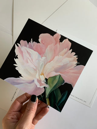 Apsveikuma kartiņas ar peonijām māksliniece Ilze Ērgle-Vanaga