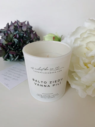 sojas vaska sveces, sveces īpašiem dzīves mirkļiem, aromātiskās sveces, dabīgās sveces, dabīgās vaska sveces, Sveces ražotas latvijā, sveces roku darbs, aromatizētas sveces, sveces dāvanai, sveces davana, sveces dzimšanas dienai, sveces ziemassvētkiem, Aromātiskās sojas vaska sveces stikla traukā ar koka vāku roku darbs